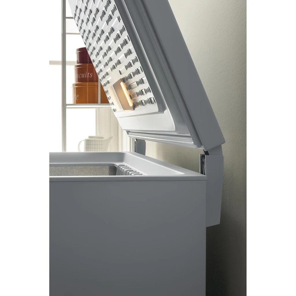 Hotpoint CS2A300HFA1 315L Freestanding Chest Freezer - White - Image 7
